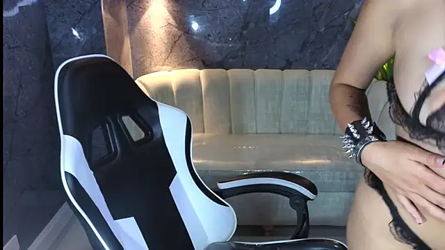 Lisa Doll Tx online show from March 10, 2026, 7:30 pm