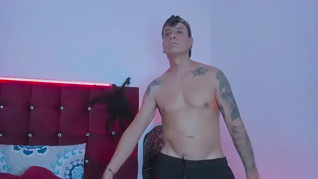 SkinnyDevil12 online show from March 16, 2026, 5:44 am