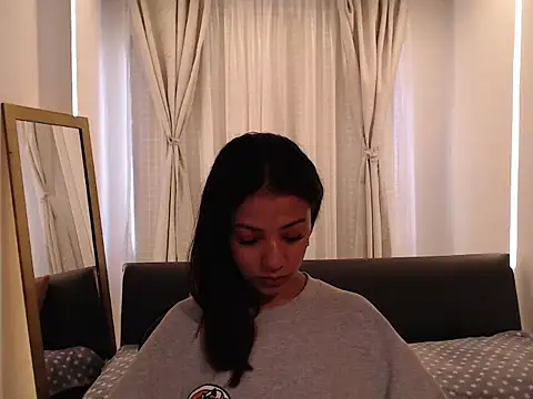 Snapshot of Scarleet_miaa chatting on June 9, 2026, 7:25 pm Scarleet miaa online show from June 9, 2026, 7:25 pm