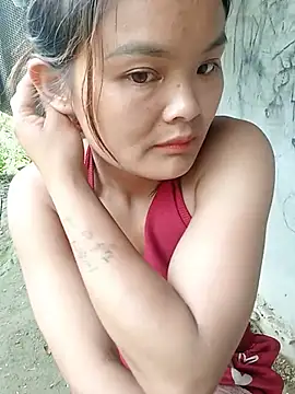 Snapshot of Luminana chatting on July 5, 2026, 11:01 pm Luminana online show from July 5, 2026, 11:01 pm