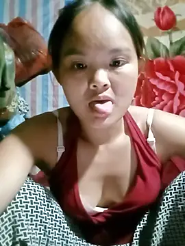 Snapshot of Luminana chatting on July 7, 2026, 11:36 am Luminana online show from July 7, 2026, 11:36 am