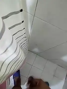 Snapshot of ivanverga14cm chatting on May 29, 2026, 8:18 pm ivanverga14cm online show from May 29, 2026, 8:18 pm