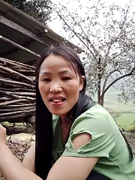 nhynhy11 online show from March 14, 2026, 12:06 am