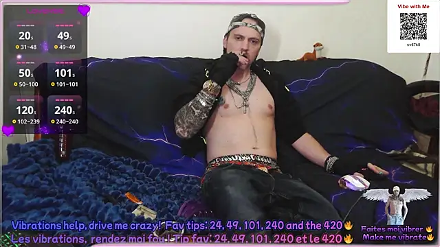 Snapshot of SwatRocShy chatting on June 8, 2026, 5:08 am SwatRocShy online show from June 8, 2026, 5:08 am