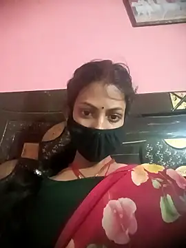 BIG QWEEN NO1 online show from March 3, 2026, 7:47 am