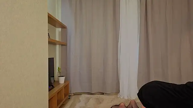 NikkyBee  online show from March 18, 2026, 9:23 am