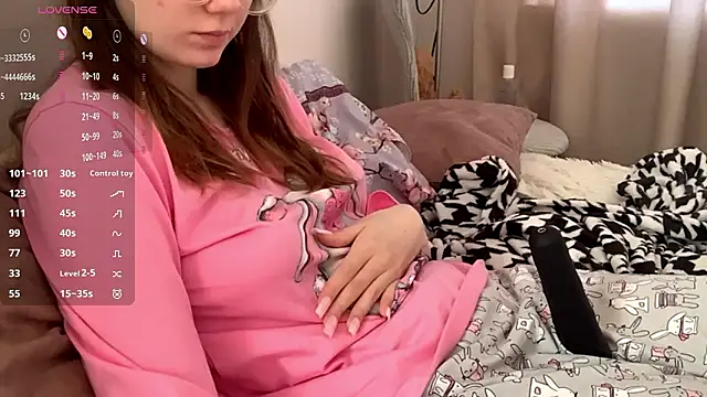 LakendraNoren online show from March 11, 2026, 7:47 am