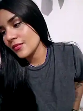 Zoe Renata online show from February 25, 2026, 5:50 am