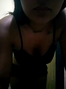 Snapshot of Zoe_Renata chatting on May 13, 2026, 8:12 am Zoe Renata online show from May 13, 2026, 8:12 am