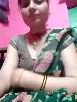 Snapshot of Komal4050 chatting on June 15, 2026, 4:42 pm Komal4050 online show from June 15, 2026, 4:42 pm
