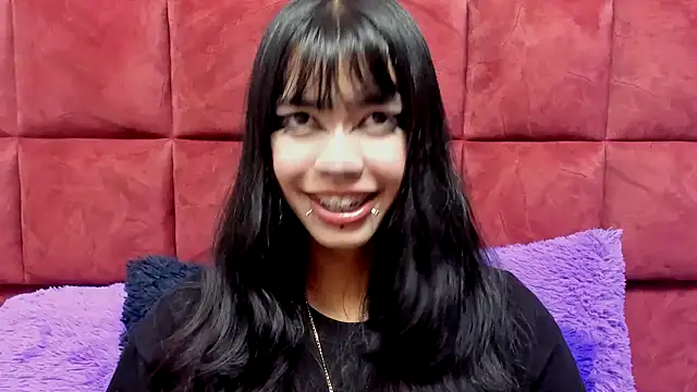 DAKOTALUCIFENA online show from March 6, 2026, 3:47 am