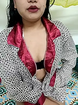 EliraMoon online show from March 14, 2026, 4:56 pm