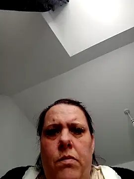 Snapshot of louisa36 chatting on March 20, 2026, 1:38 pm louisa36 online show from March 20, 2026, 1:38 pm