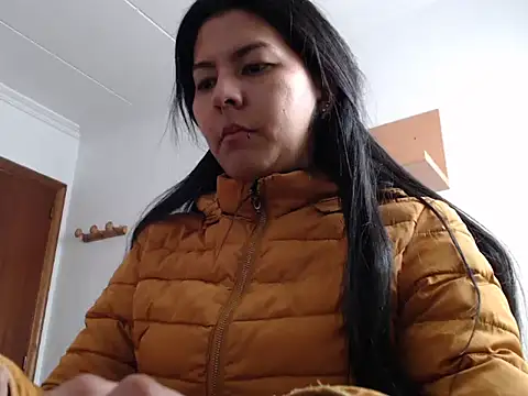 ZeforAitanna online show from February 9, 2026, 10:19 am