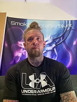Smokebluntafterblunt online show from May 4, 2026, 12:06 am