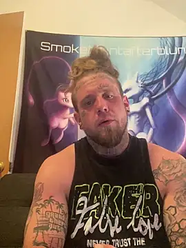 Smokebluntafterblunt online show from May 11, 2026, 1:22 am