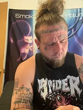 Smokebluntafterblunt online show from May 12, 2026, 11:29 am