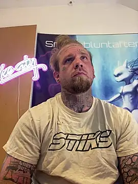 Smokebluntafterblunt online show from May 29, 2026, 3:21 pm