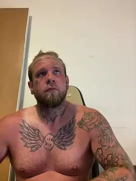 Smokebluntafterblunt online show from July 4, 2026, 8:53 am