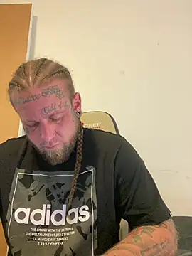 Smokebluntafterblunt online show from July 17, 2026, 1:18 pm
