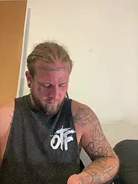 Smokebluntafterblunt online show from July 28, 2026, 2:46 pm