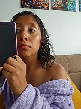 Camila Lopez1 online show from April 28, 2026, 4:01 pm