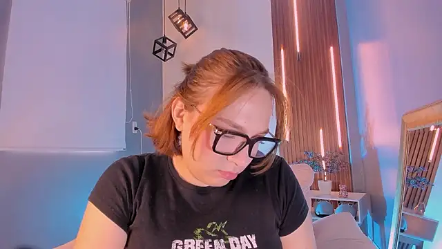 SimonaStar online show from March 13, 2026, 12:56 pm