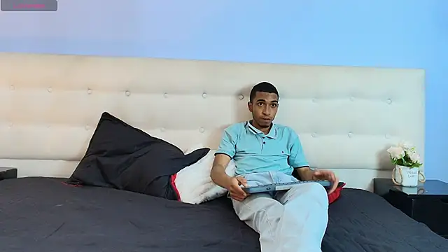 RickeyngySweet online show from March 17, 2026, 12:41 pm