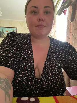 Snapshot of Mommy-girl-Lola chatting on May 9, 2026, 1:05 pm Mommy-girl-Lola online show from May 9, 2026, 1:05 pm