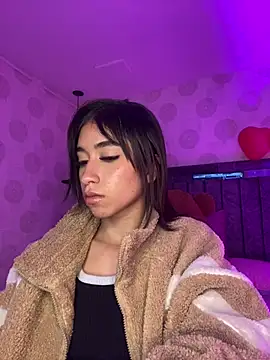 alahia pink online show from March 6, 2026, 4:20 am