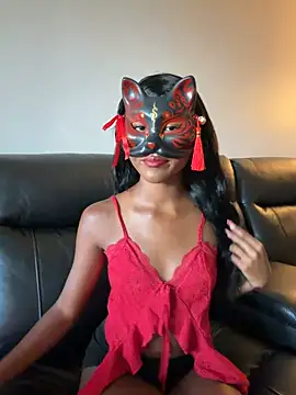 LadyKitsune online show from July 13, 2026, 10:45 pm