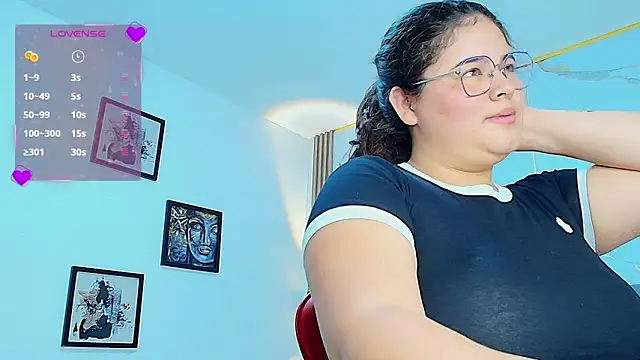 Nina rouge77 online show from March 10, 2026, 5:12 am