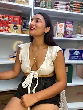 -BabyLuna online show from March 17, 2026, 1:03 pm