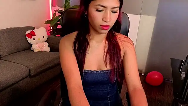 ChloeLombardi  online show from February 16, 2026, 9:00 pm