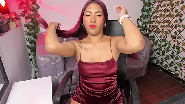 ChloeLombardi  online show from June 11, 2026, 2:04 pm