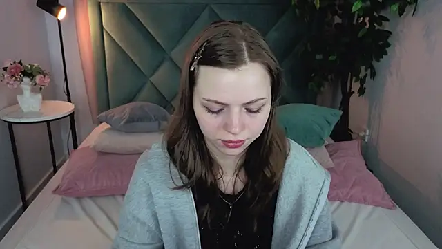 LesleySky online show from March 8, 2026, 8:23 pm