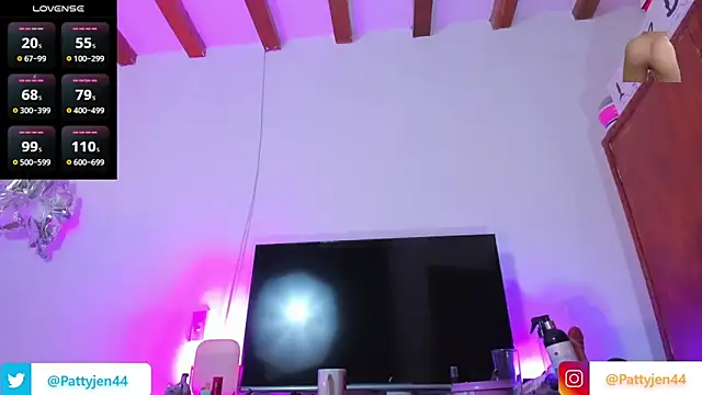 pattyjenkinss online show from June 14, 2026, 2:24 am