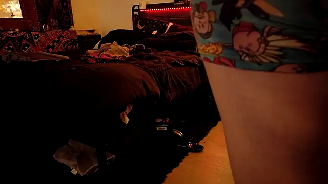 Snapshot of honeybb888 chatting on March 21, 2026, 6:51 am honeybb888 online show from March 21, 2026, 6:51 am