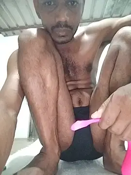 Snapshot of Daddyishere_19 chatting on June 10, 2026, 2:01 am Daddyishere 19 online show from June 10, 2026, 2:01 am