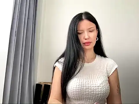 JoanGold online show from April 29, 2026, 6:17 am