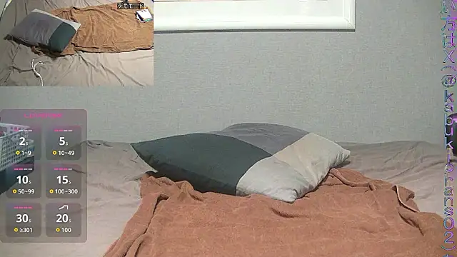 Snapshot of Erotic-Masseuse-Alan chatting on June 7, 2026, 9:46 am Erotic-Masseuse-Alan online show from June 7, 2026, 9:46 am