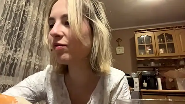 CharmingBlonde online show from March 14, 2026, 6:35 pm