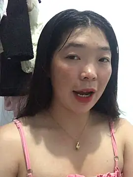 Snapshot of cuty_lusy chatting on June 12, 2026, 1:10 pm cuty lusy online show from June 12, 2026, 1:10 pm