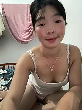 Snapshot of cuty_lusy chatting on July 15, 2026, 1:05 pm cuty lusy online show from July 15, 2026, 1:05 pm