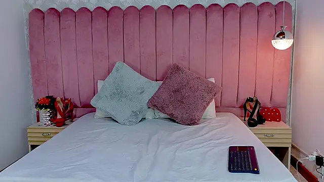 Sol Midelton online show from March 12, 2026, 2:45 pm