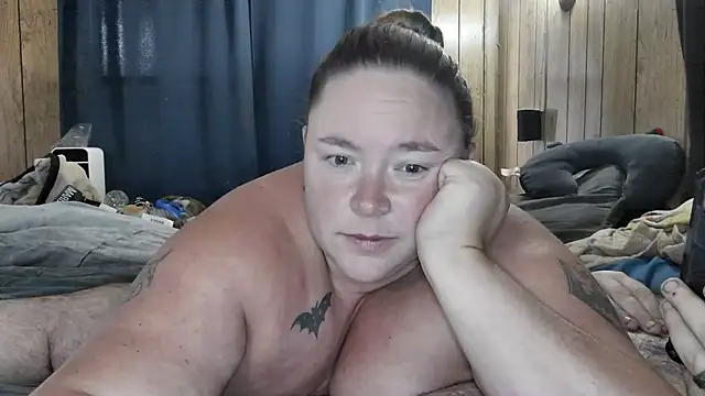 ladylynn13 online show from July 25, 2026, 2:58 pm