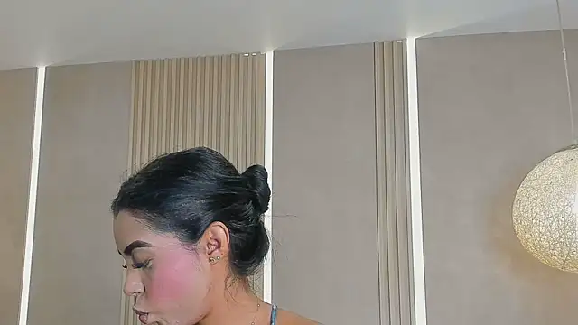 Snapshot of eva_lain chatting on June 6, 2026, 12:21 pm eva lain online show from June 6, 2026, 12:21 pm