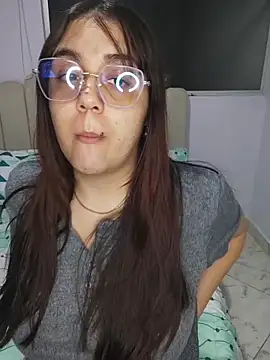 its lauu  online show from February 19, 2026, 4:19 am