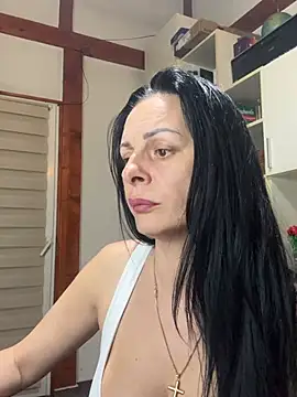 MiriamDelyn online show from April 24, 2026, 8:00 pm