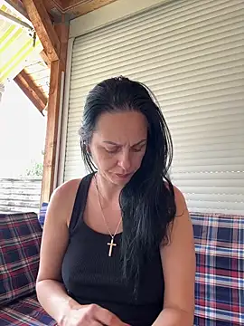 MiriamDelyn online show from June 2, 2026, 11:01 am